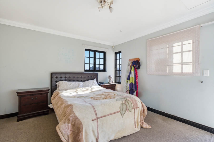 4 Bedroom Property for Sale in Lonehill Gauteng