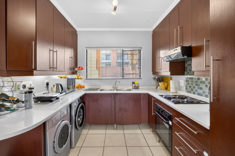 2 Bedroom Property for Sale in Sunninghill Gauteng
