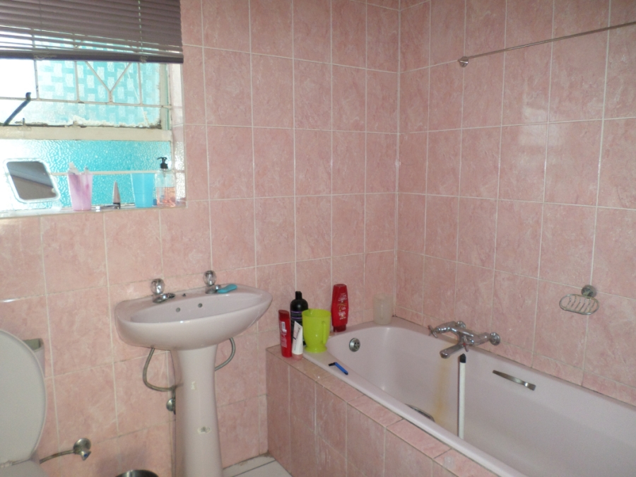 3 Bedroom Property for Sale in Illiondale Gauteng