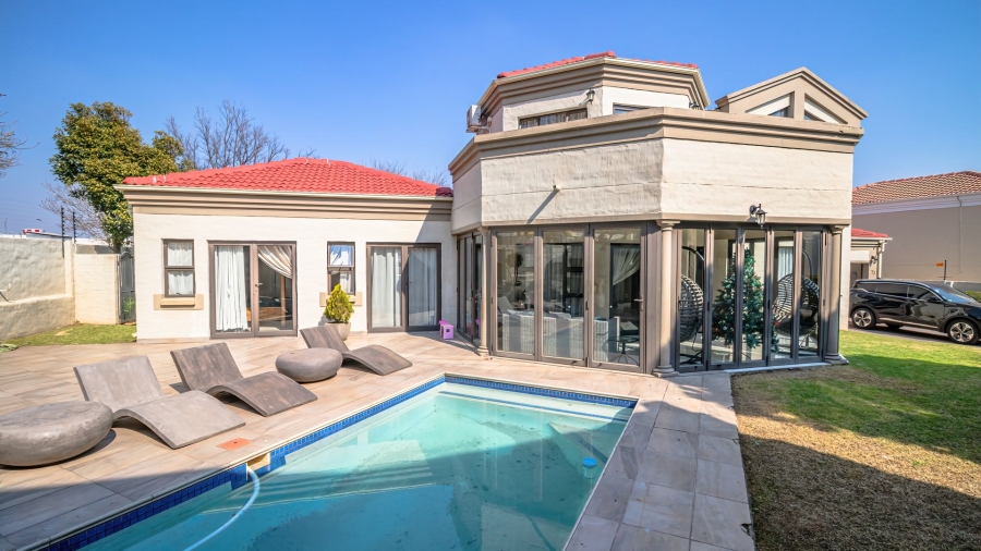 4 Bedroom Property for Sale in Kyalami Hills Gauteng