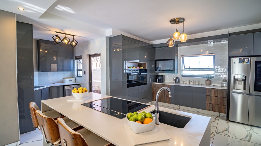4 Bedroom Property for Sale in Kyalami Hills Gauteng