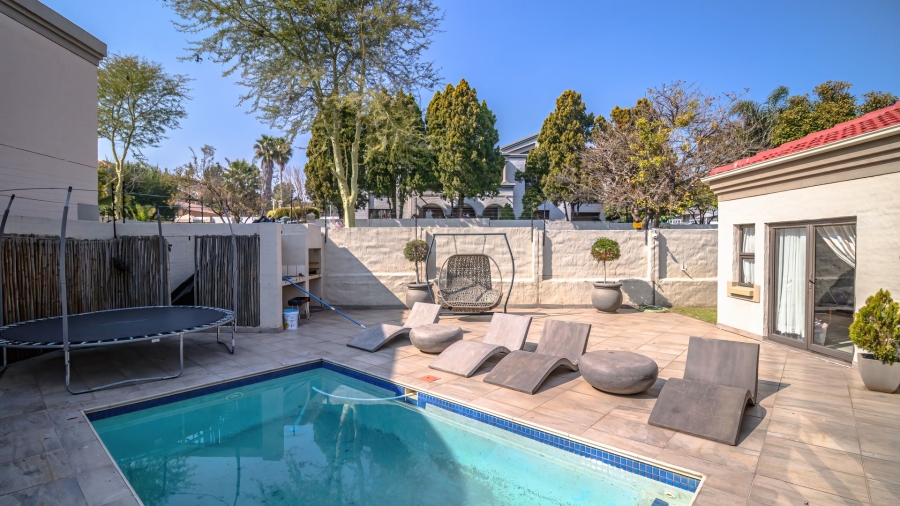 4 Bedroom Property for Sale in Kyalami Hills Gauteng