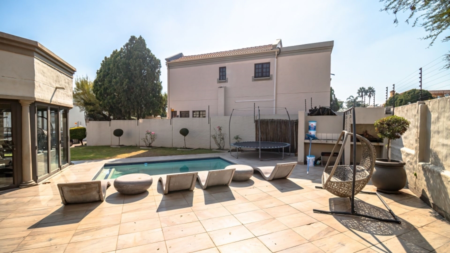 4 Bedroom Property for Sale in Kyalami Hills Gauteng