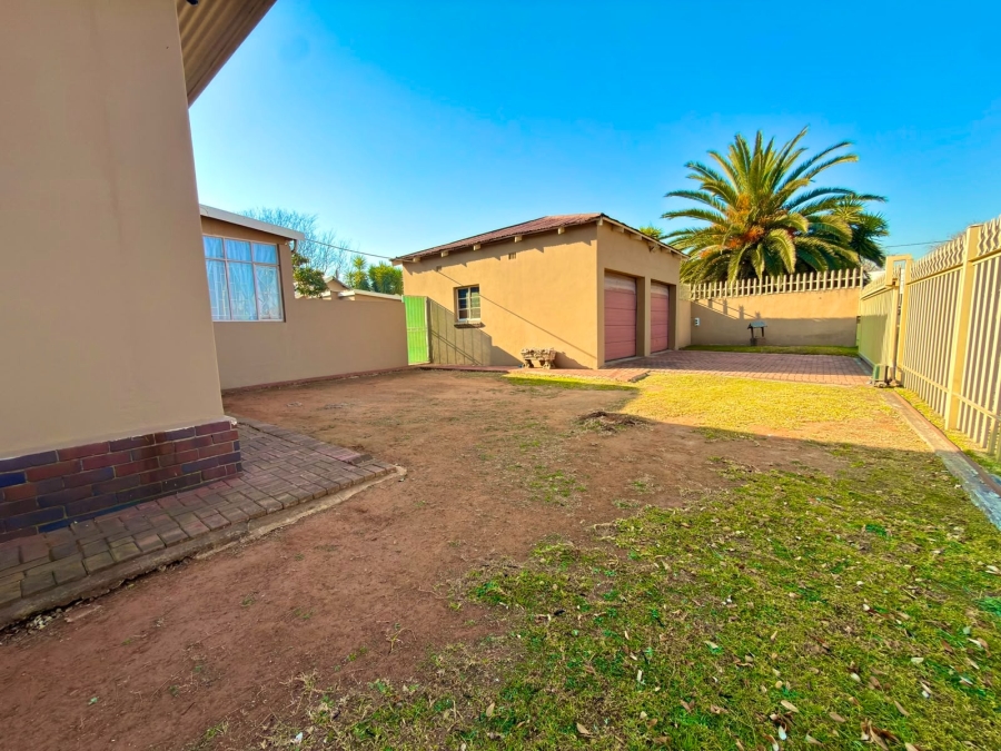 3 Bedroom Property for Sale in Brakpan Central Gauteng