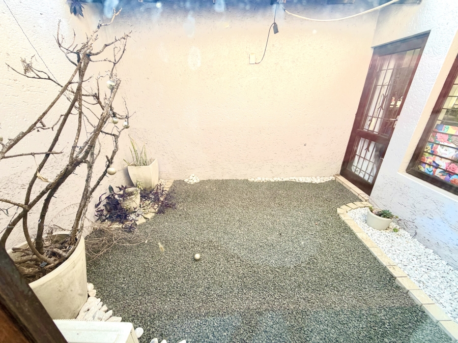 3 Bedroom Property for Sale in Fourways Gauteng