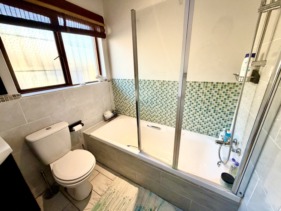 3 Bedroom Property for Sale in Fourways Gauteng