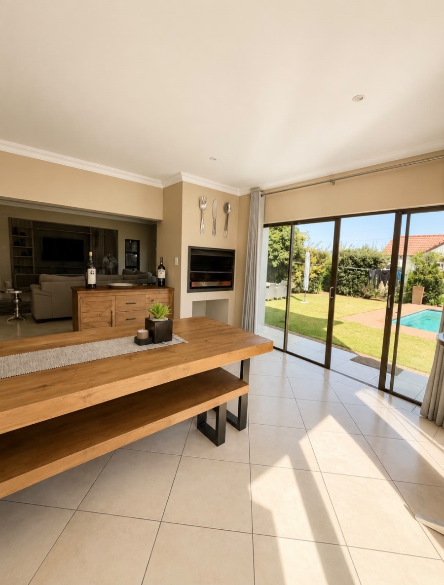3 Bedroom Property for Sale in Three Rivers East Gauteng