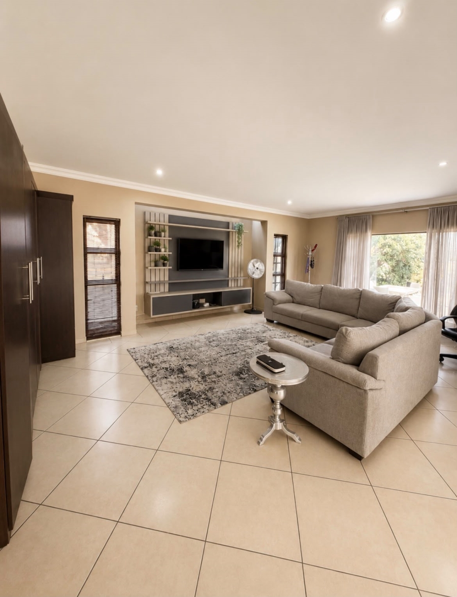3 Bedroom Property for Sale in Three Rivers East Gauteng
