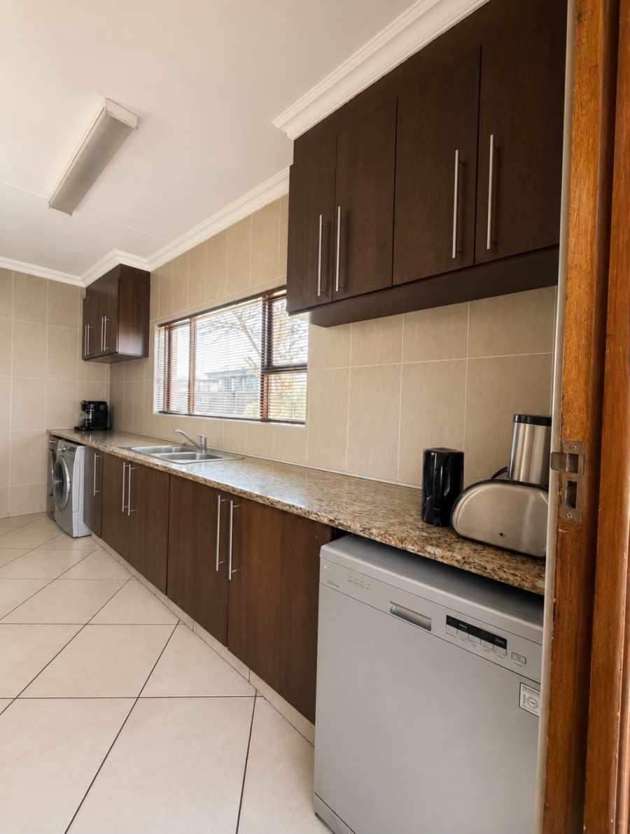 3 Bedroom Property for Sale in Three Rivers East Gauteng