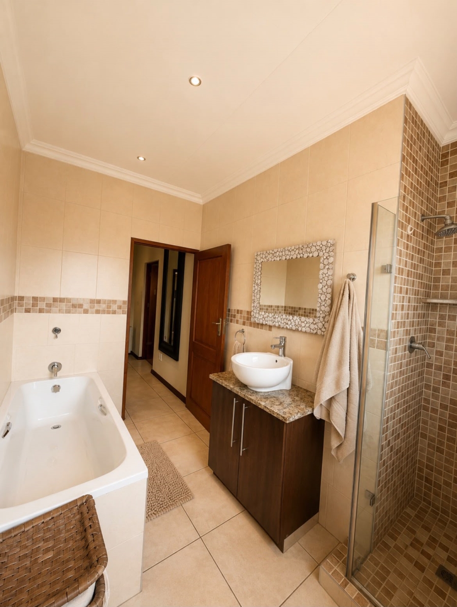 3 Bedroom Property for Sale in Three Rivers East Gauteng