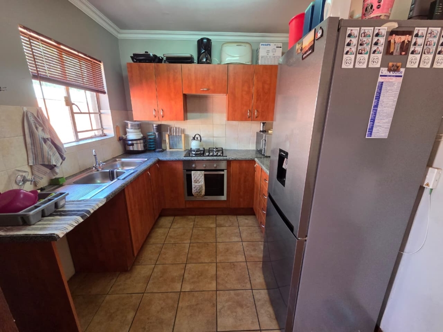 2 Bedroom Property for Sale in Montana Gauteng