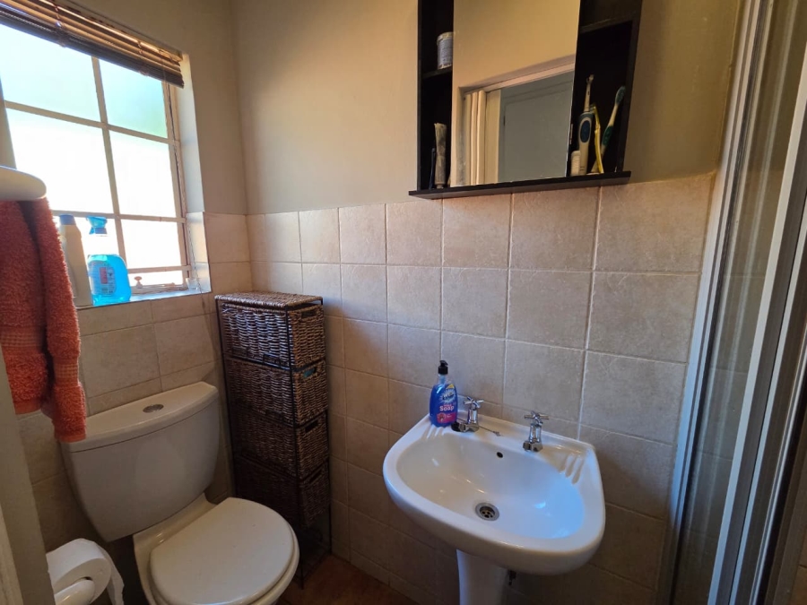 2 Bedroom Property for Sale in Montana Gauteng