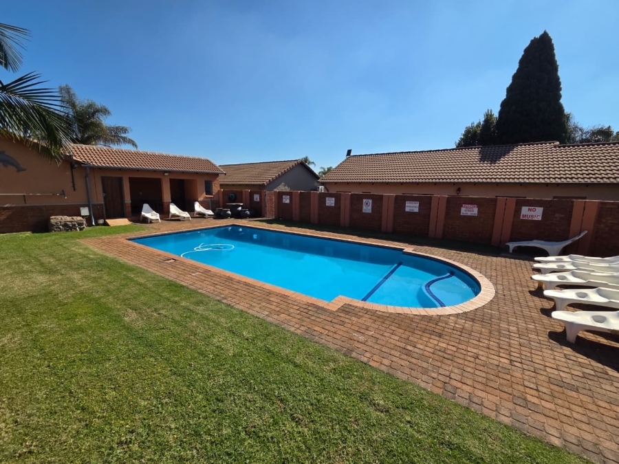 2 Bedroom Property for Sale in Montana Gauteng