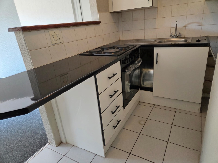 To Let 1 Bedroom Property for Rent in Bryanston Gauteng