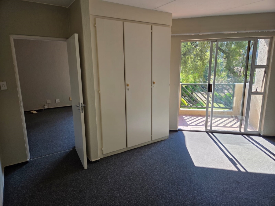 To Let 1 Bedroom Property for Rent in Bryanston Gauteng