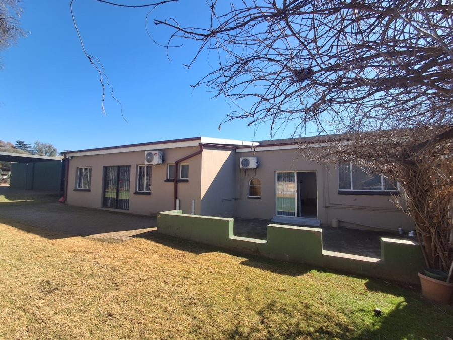8 Bedroom Property for Sale in Meyerton Central Gauteng