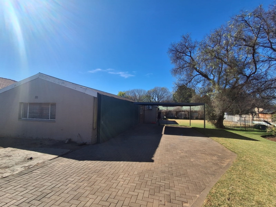 8 Bedroom Property for Sale in Meyerton Central Gauteng