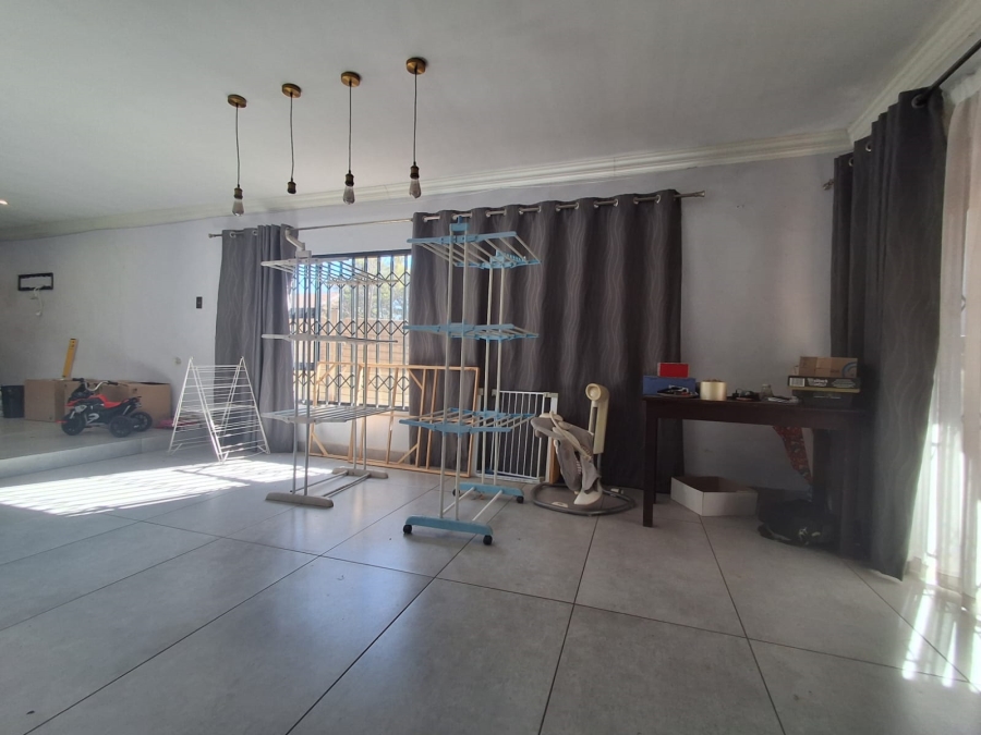8 Bedroom Property for Sale in Meyerton Central Gauteng