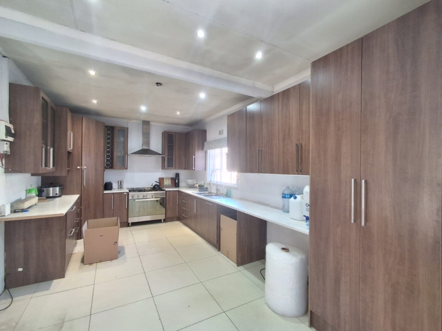 8 Bedroom Property for Sale in Meyerton Central Gauteng