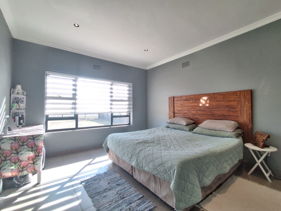 4 Bedroom Property for Sale in Meyerton Central Gauteng