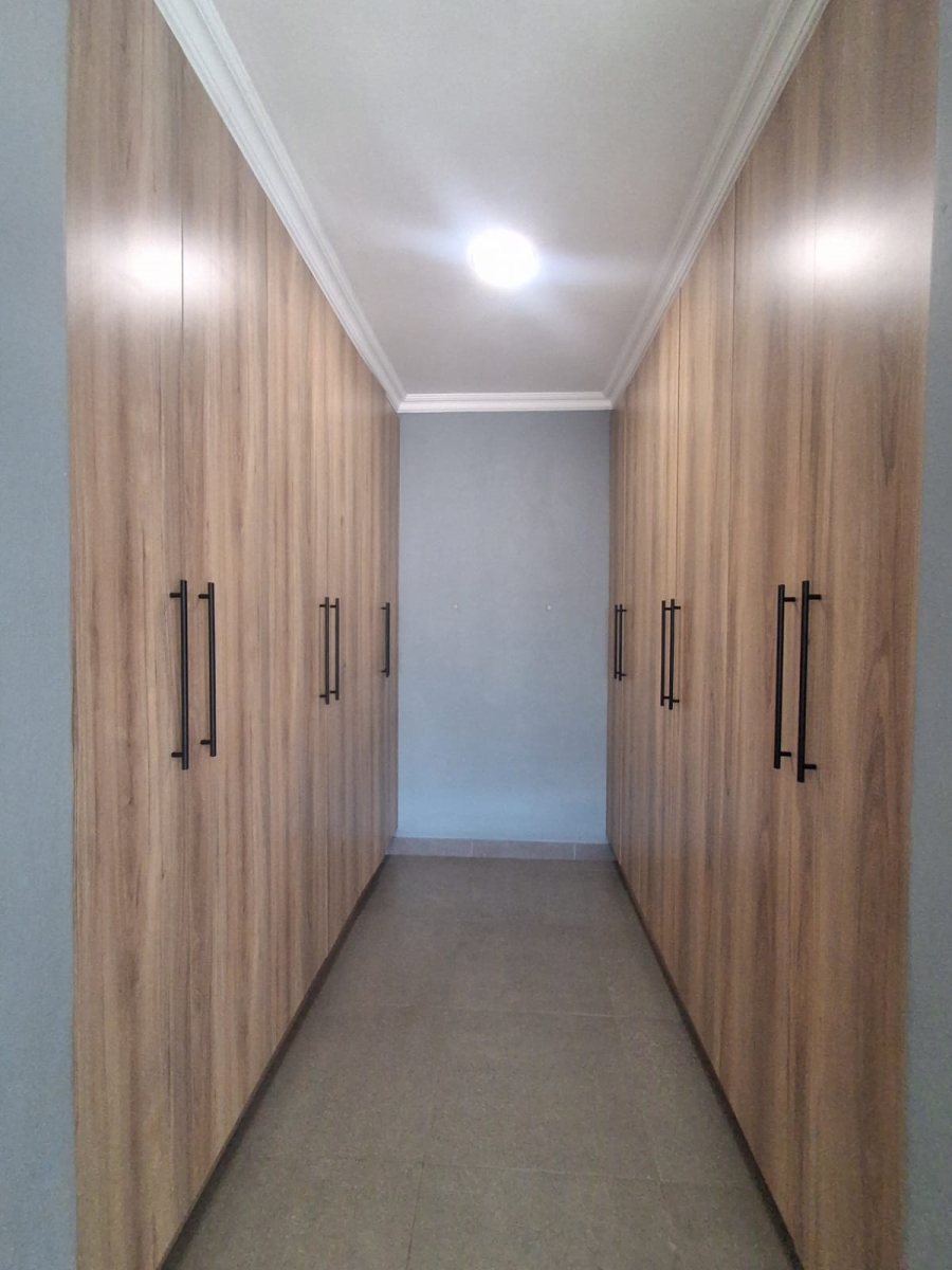 4 Bedroom Property for Sale in Meyerton Central Gauteng