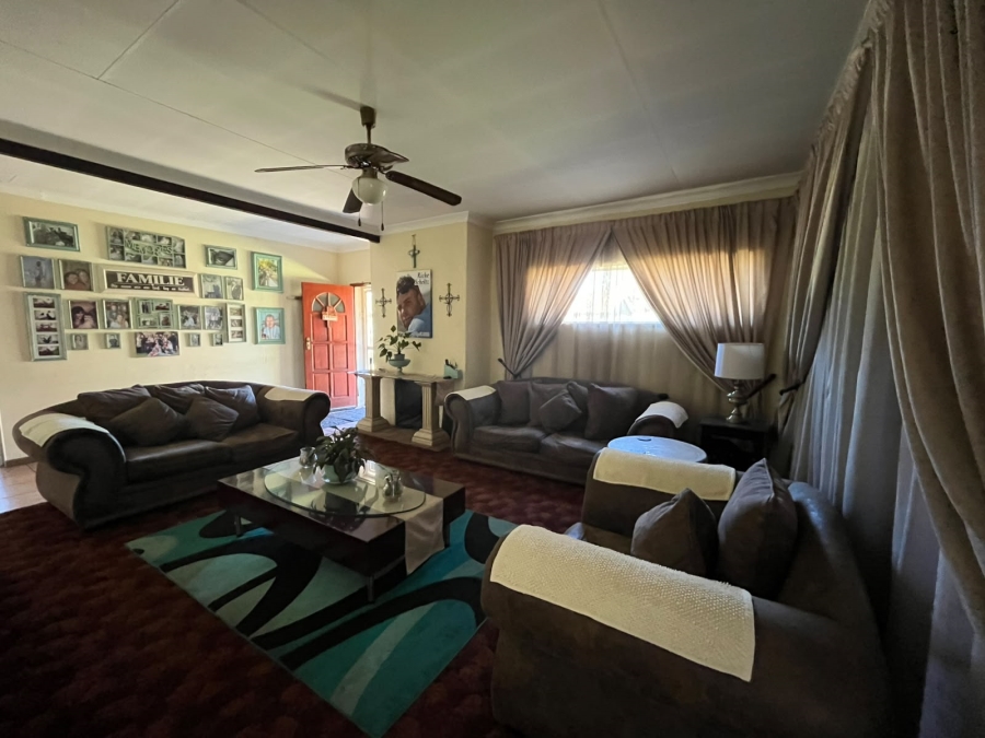 4 Bedroom Property for Sale in Brenthurst Gauteng