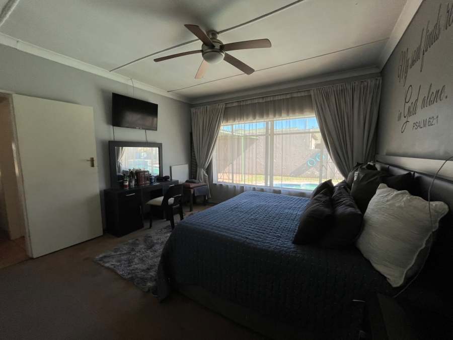 4 Bedroom Property for Sale in Brenthurst Gauteng