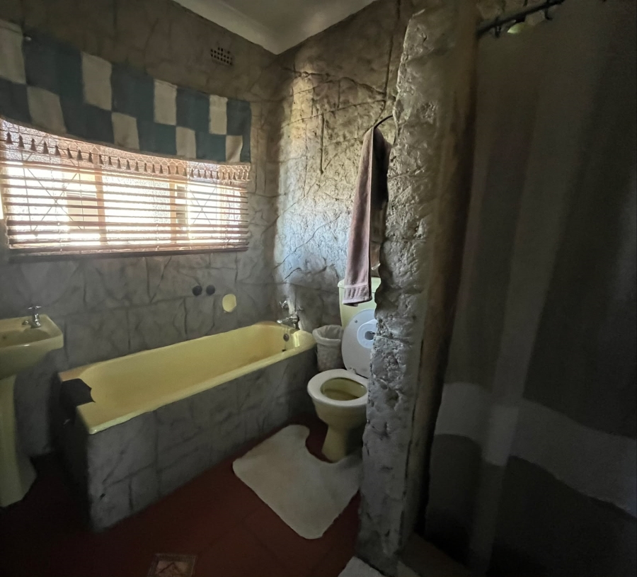 4 Bedroom Property for Sale in Brenthurst Gauteng