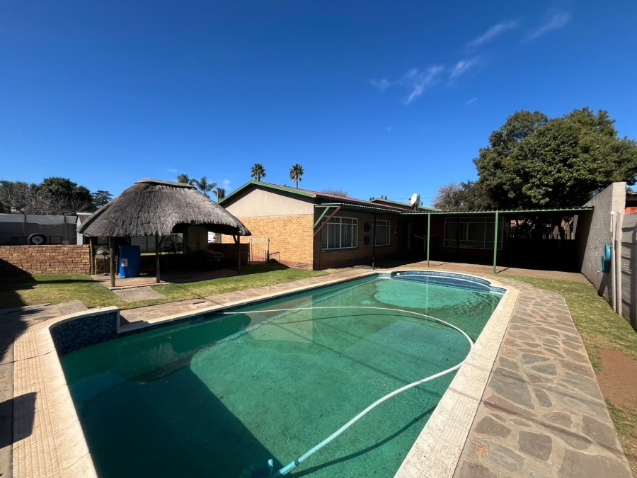 4 Bedroom Property for Sale in Brenthurst Gauteng