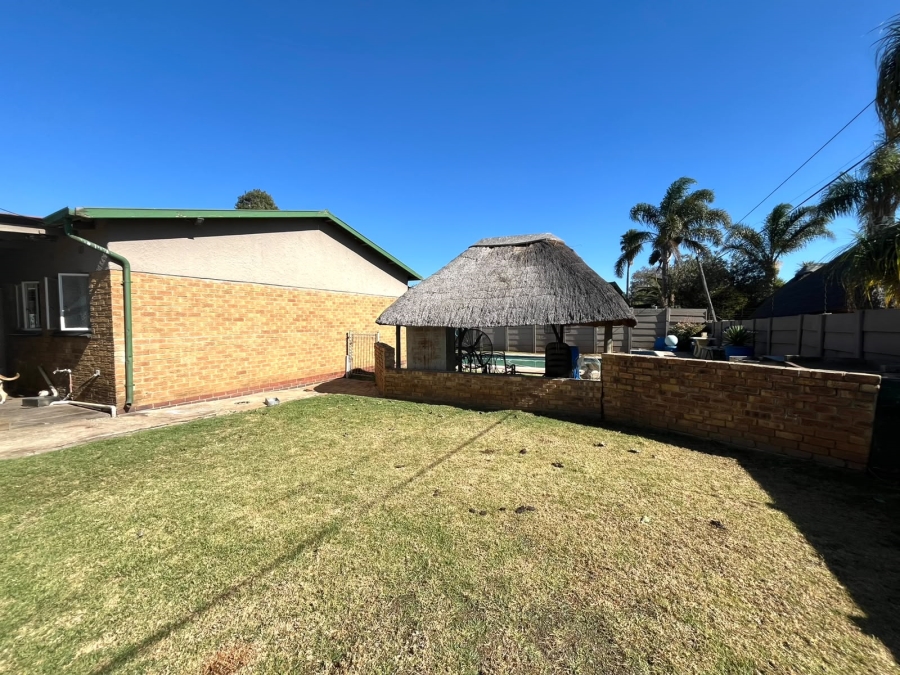 4 Bedroom Property for Sale in Brenthurst Gauteng