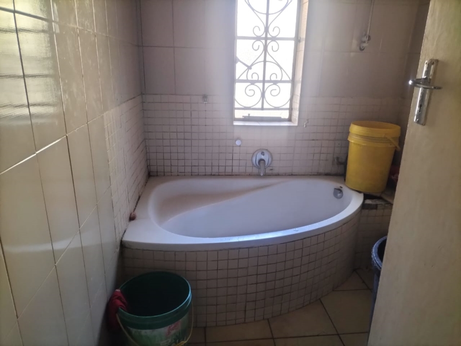 4 Bedroom Property for Sale in Kempton Park Central Gauteng