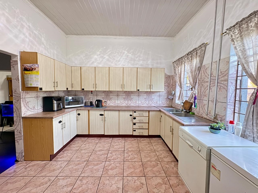 3 Bedroom Property for Sale in Brakpan Central Gauteng