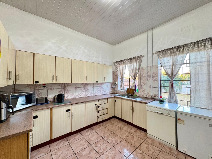 3 Bedroom Property for Sale in Brakpan Central Gauteng