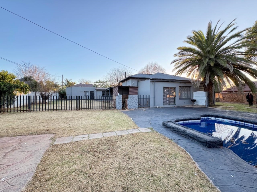3 Bedroom Property for Sale in Brakpan Central Gauteng