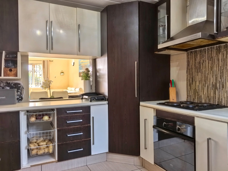 2 Bedroom Property for Sale in Blackheath Gauteng