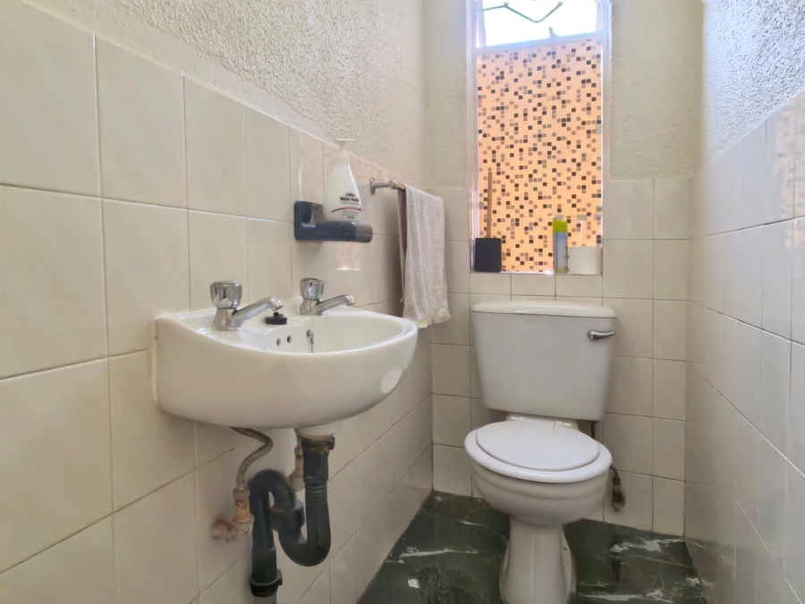 2 Bedroom Property for Sale in Blackheath Gauteng