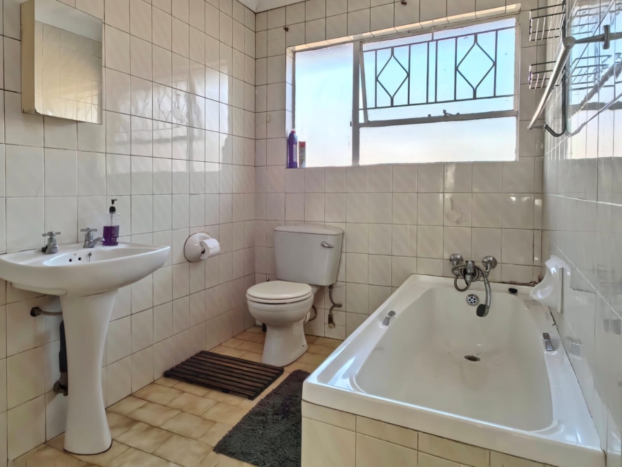2 Bedroom Property for Sale in Blackheath Gauteng