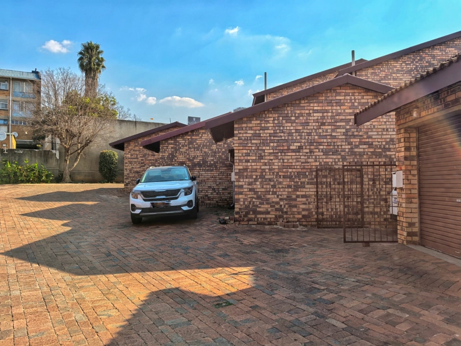 2 Bedroom Property for Sale in Blackheath Gauteng