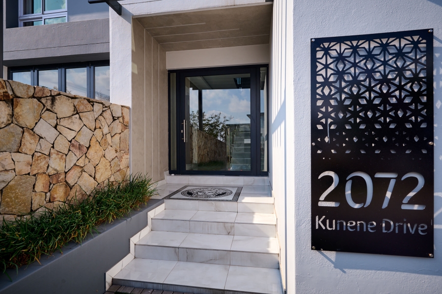 4 Bedroom Property for Sale in Waterfall Country Village Gauteng