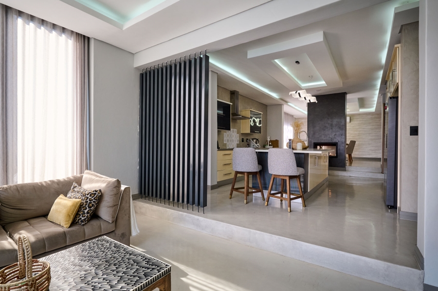 4 Bedroom Property for Sale in Waterfall Country Village Gauteng