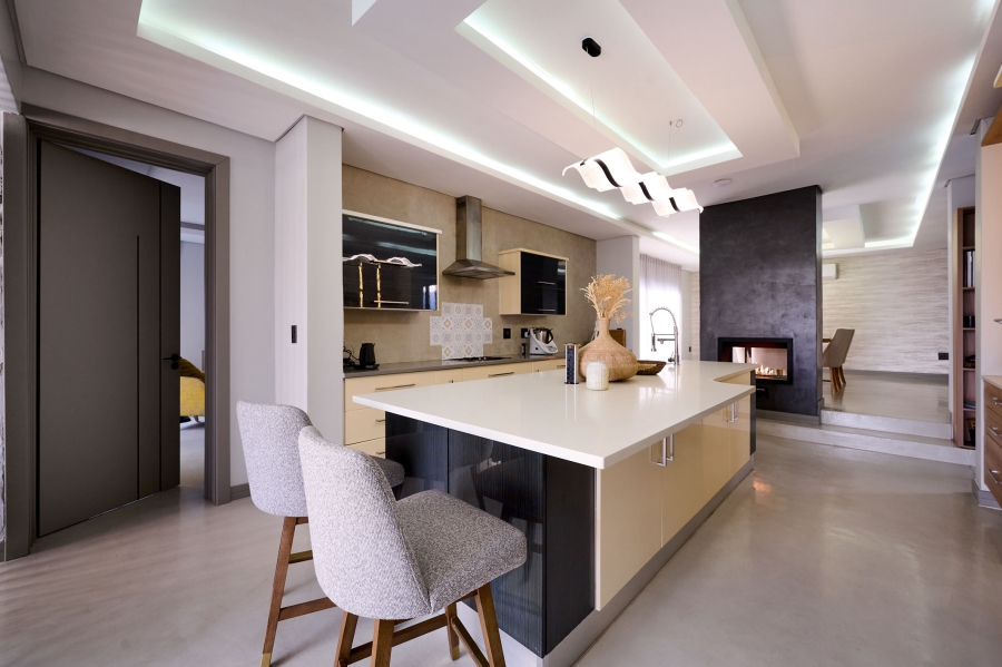 4 Bedroom Property for Sale in Waterfall Country Village Gauteng