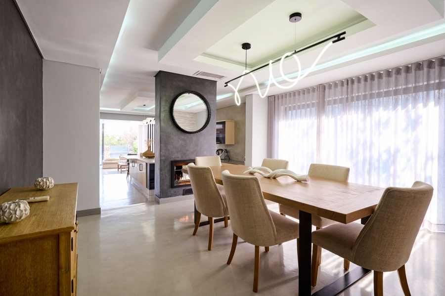 4 Bedroom Property for Sale in Waterfall Country Village Gauteng