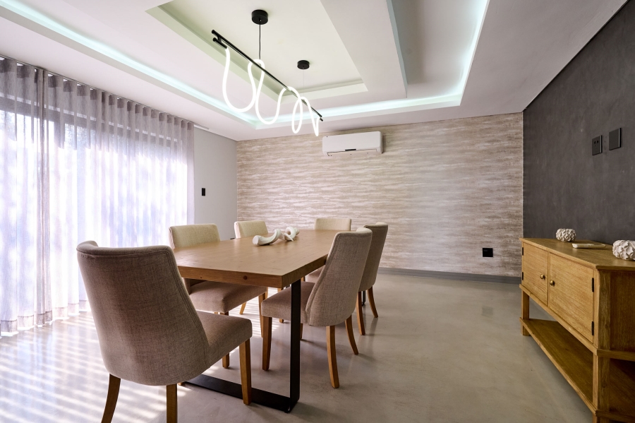 4 Bedroom Property for Sale in Waterfall Country Village Gauteng