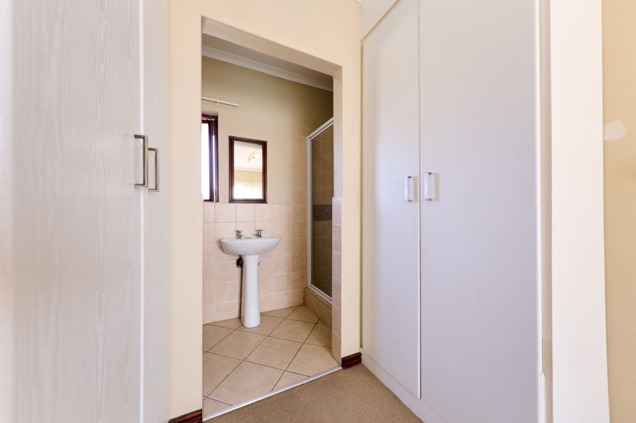 3 Bedroom Property for Sale in Summerset Gauteng