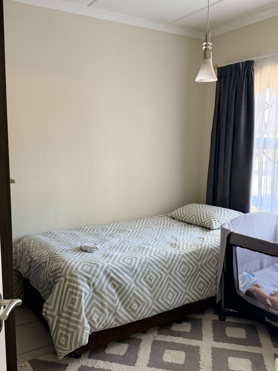 2 Bedroom Property for Sale in North Riding Gauteng