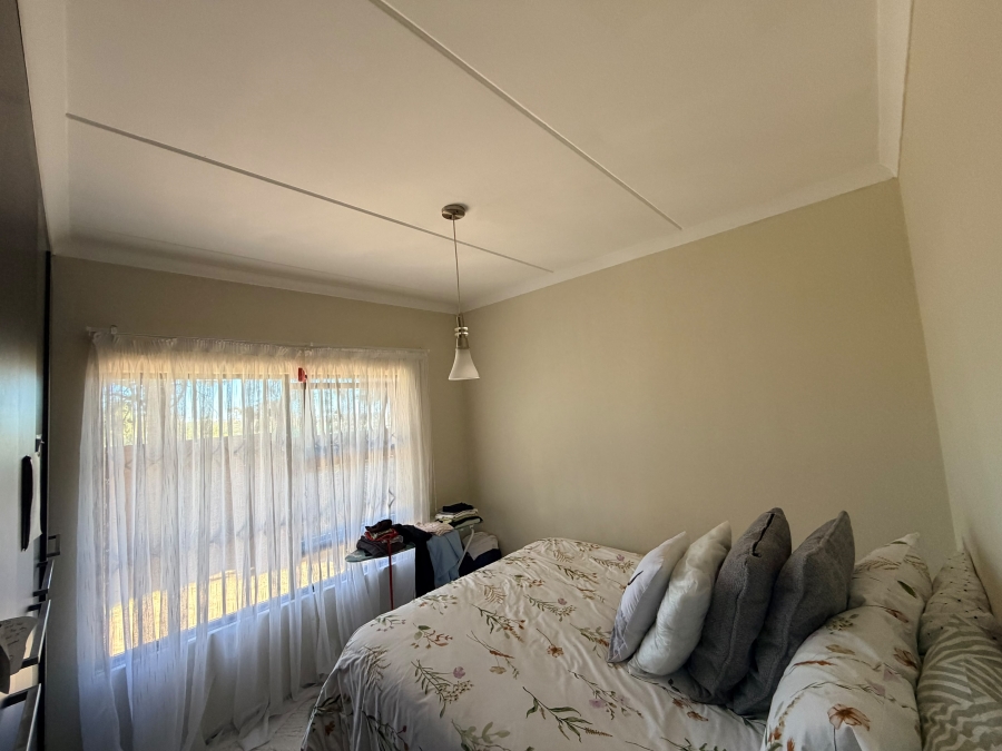 2 Bedroom Property for Sale in North Riding Gauteng
