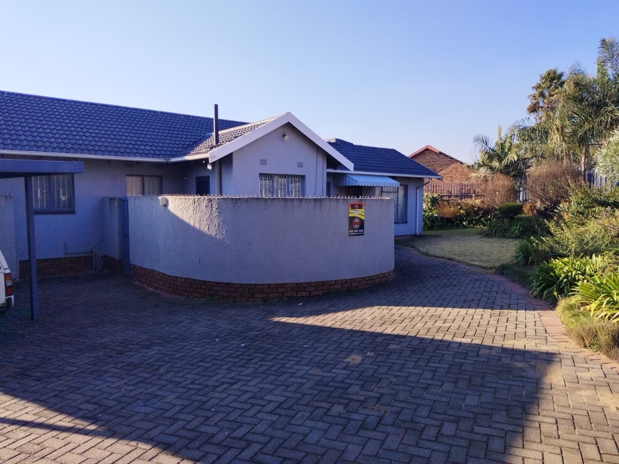 3 Bedroom Property for Sale in Norkem Park Gauteng