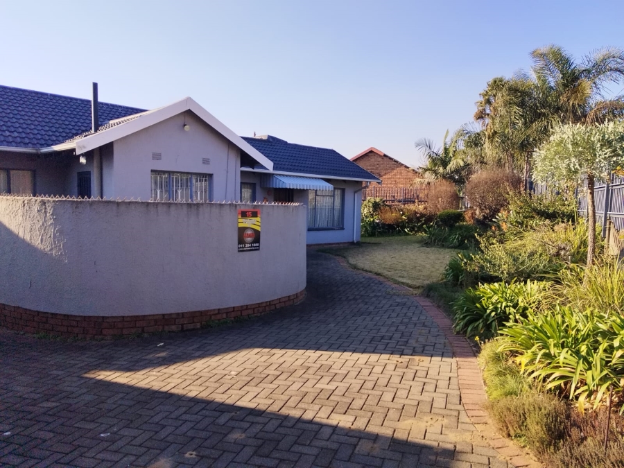 3 Bedroom Property for Sale in Norkem Park Gauteng