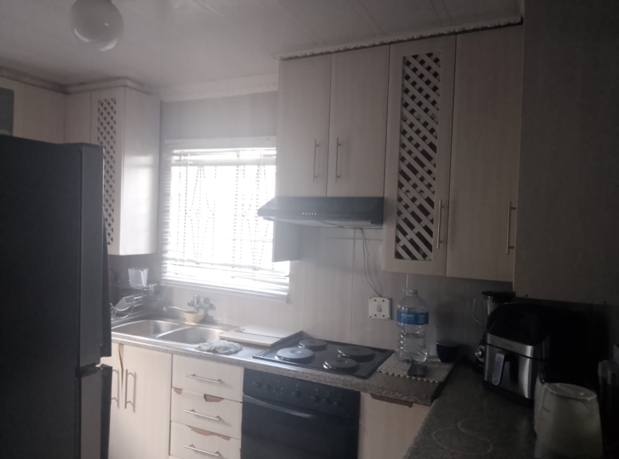 2 Bedroom Property for Sale in New Payneville Gauteng