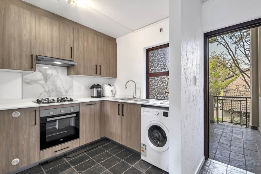 To Let 2 Bedroom Property for Rent in Ferndale Gauteng